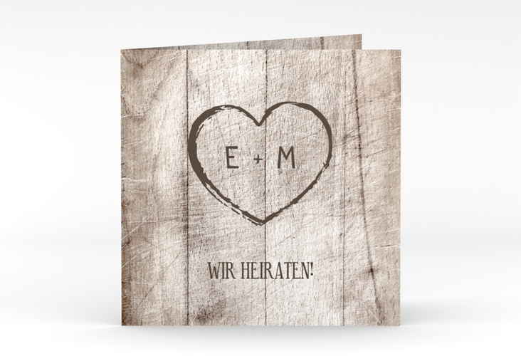 Hochzeitseinladung Wood quadr. Klappkarte in Holz-Optik mit Herz und Initialen