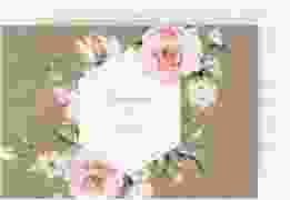 Antwortkarte Graceful A6 Postkarte Kraftpapier mit Rosenblüten in Rosa und Weiß