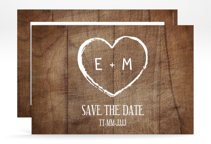 Save the Date-Karte Wood A6 Karte quer in Holz-Optik mit Herz und Initialen