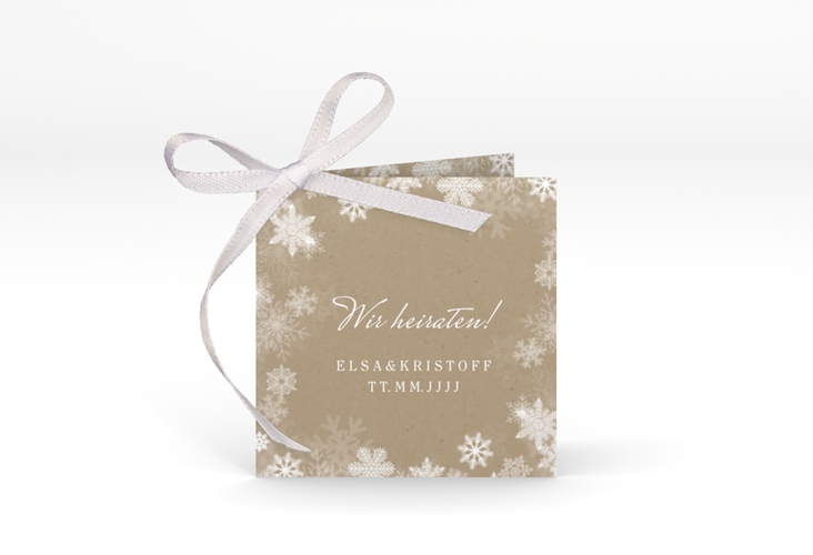 Geschenkanhänger Hochzeit Snowfall Geschenkanhänger 10er Set Kraftpapier hochglanz mit Schneeflocken für Winterhochzeit