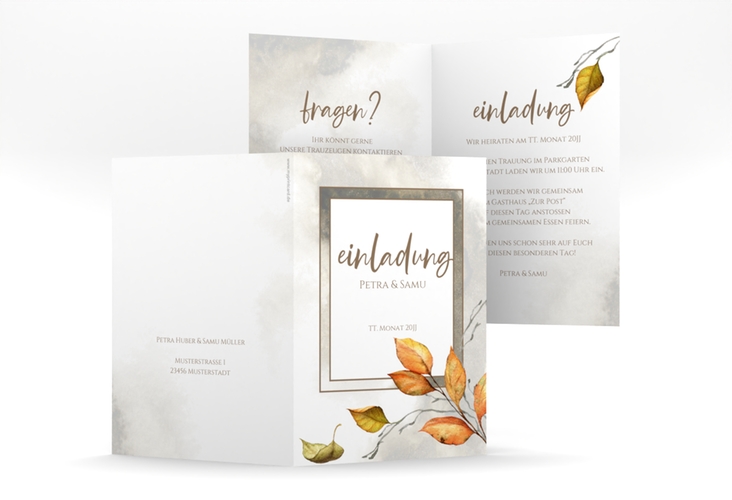 Einladungskarte Hochzeit Herbst A6 Klappkarte hoch braun mit orangefarbigem Herbstlaub in Aquarell