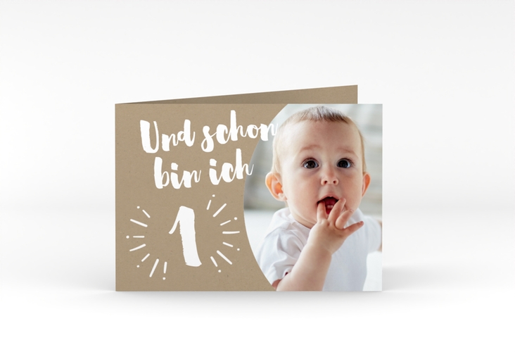 Einladungskarte Kindergeburtstag Yippie A6 Klappkarte quer Kraftpapier hochglanz zum 1. Geburtstag mit Babyfoto