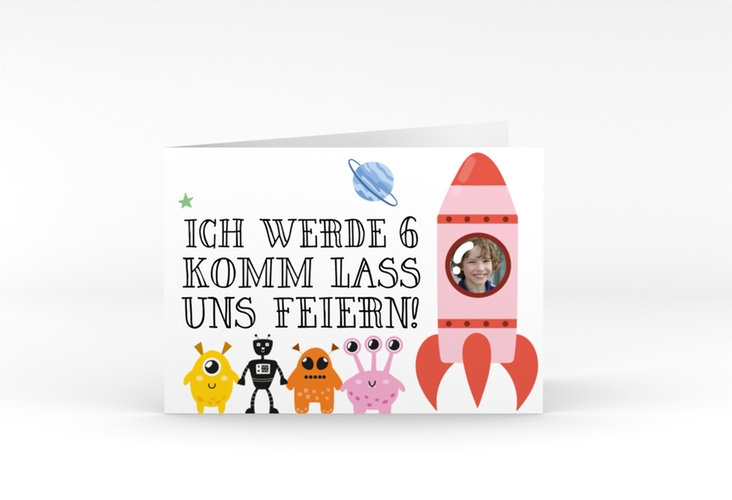 Einladungskarte Kindergeburtstag Zahlien A6 Klappkarte quer mit außerirdischen Monstern und Rakete