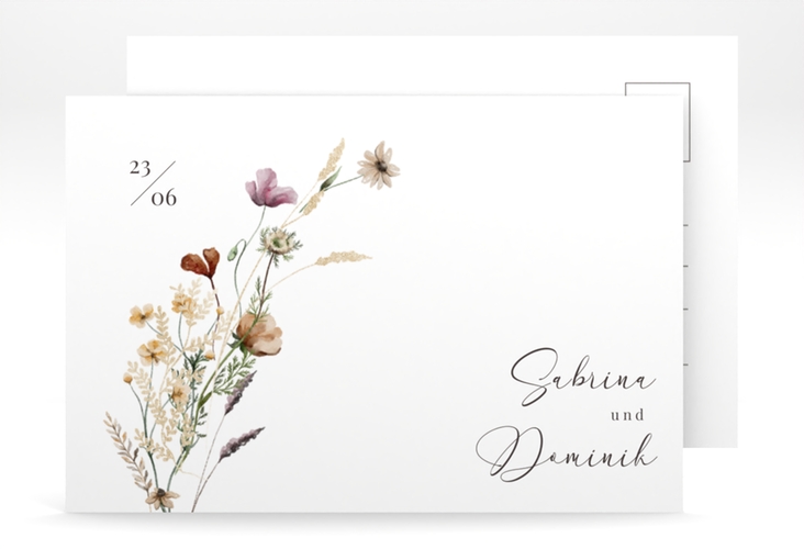 Save the Date-Postkarte Sauvages A6 Postkarte weiss hochglanz mit getrockneten Wiesenblumen