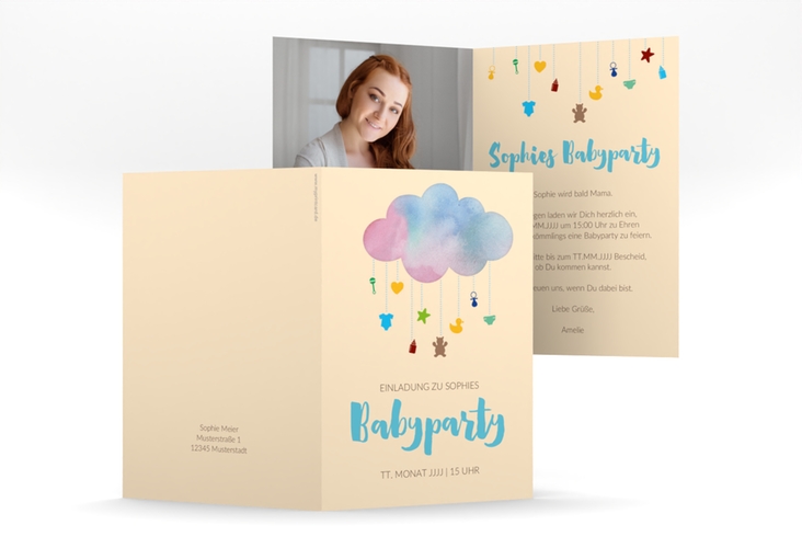 Partyeinladung Babyparty A6 Klappkarte hoch blau mit Wolken-Mobile