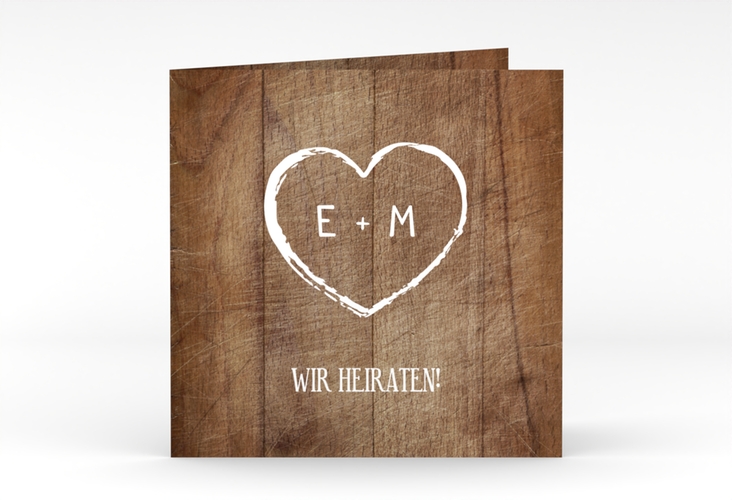 Hochzeitseinladung Wood quadr. Klappkarte braun in Holz-Optik mit Herz und Initialen