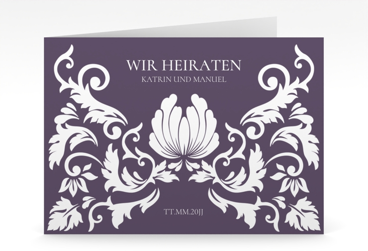 Hochzeitseinladung Royal mittlere Klappkarte quer lila hochglanz mit barockem Blumen-Ornament