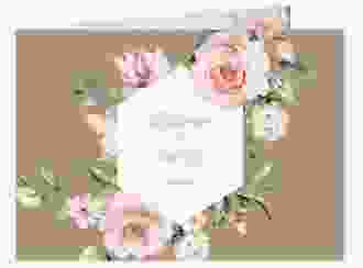 Hochzeitseinladung Graceful mittlere Klappkarte quer Kraftpapier mit Rosenblüten in Rosa und Weiß