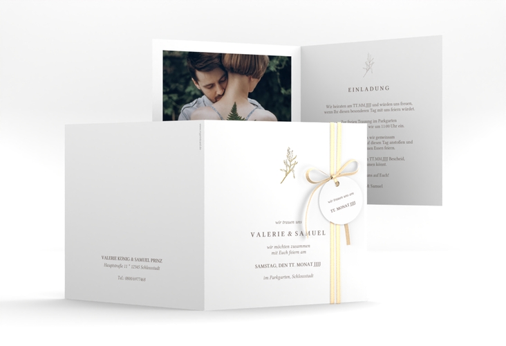 Hochzeitseinladung Ivy quadr. Klappkarte weiss gold minimalistisch mit kleiner botanischer Illustration