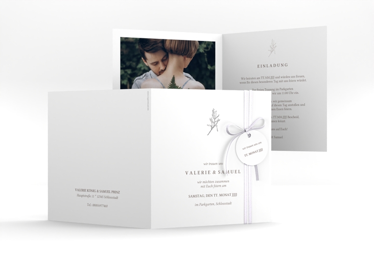 Hochzeitseinladung Ivy quadr. Klappkarte weiss silber minimalistisch mit kleiner botanischer Illustration