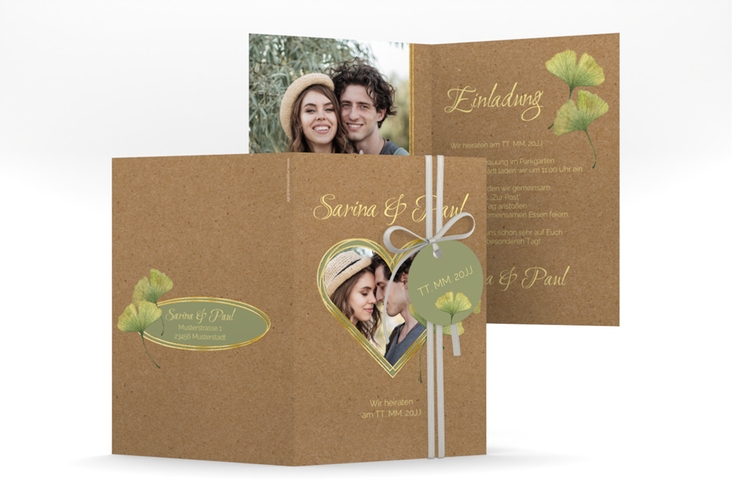 Einladungskarte Hochzeit Ginko A6 Klappkarte hoch gold mit Herz und zwei Ginkgo-Blättern