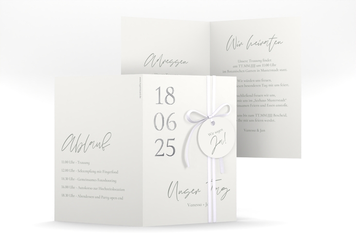 Einladungskarte Hochzeit Day A6 Klappkarte hoch weiss silber mit Datum im minimalistischen Design