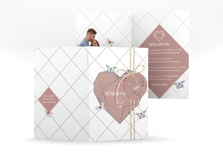 Einladungskarte Hochzeit Butterfly A6 Klappkarte hoch silber mit Schmetterlingen und Herz im Geometric Design