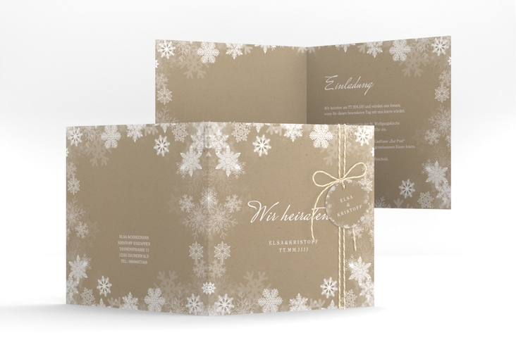 Hochzeitseinladung Snowfall quadr. Klappkarte Kraftpapier mit Schneeflocken für Winterhochzeit