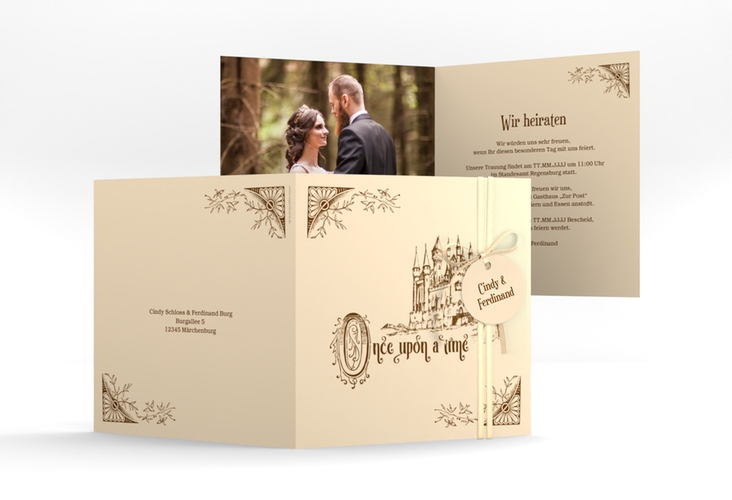 Hochzeitseinladung Storybook quadr. Klappkarte mit Märchenschloss