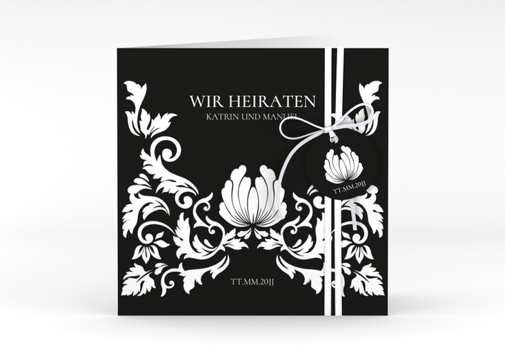 Hochzeitseinladung Royal quadr. Klappkarte schwarz mit barockem Blumen-Ornament