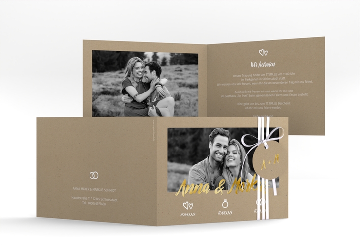 Hochzeitseinladung Icons A6 Klappkarte quer Kraftpapier gold in Kraftpapier-Optik mit Foto