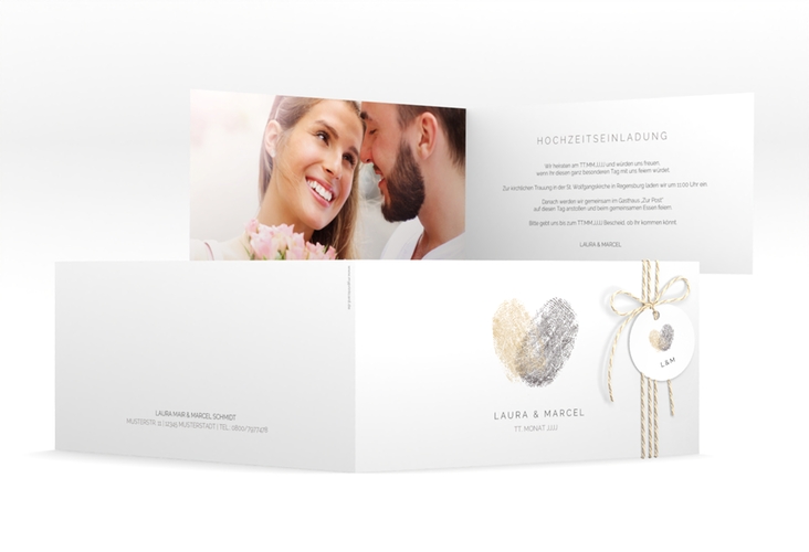 Hochzeitseinladung Fingerprint lange Klappkarte quer beige hochglanz schlicht mit Fingerabdruck-Motiv