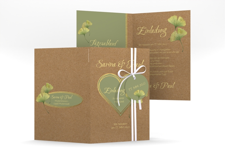 Einladungskarte Hochzeit Ginko A6 Klappkarte hoch Kraftpapier hochglanz mit Herz und zwei Ginkgo-Blättern