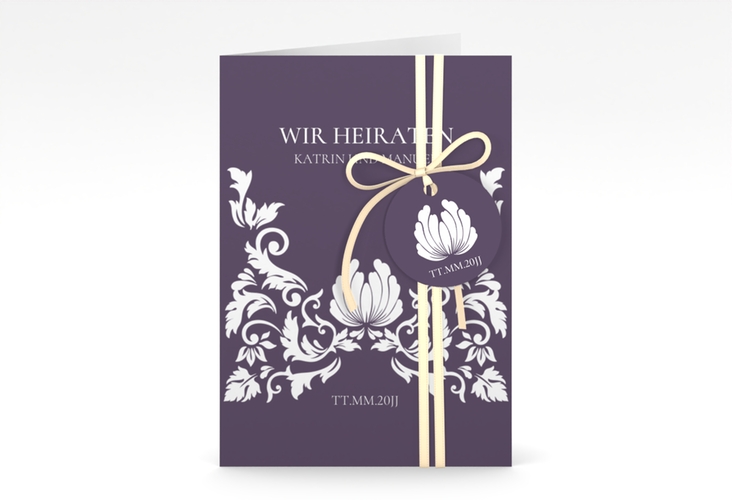 Einladungskarte Hochzeit Royal A6 Klappkarte hoch lila mit barockem Blumen-Ornament