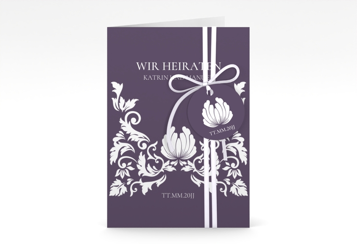 Einladungskarte Hochzeit Royal A6 Klappkarte hoch lila hochglanz mit barockem Blumen-Ornament