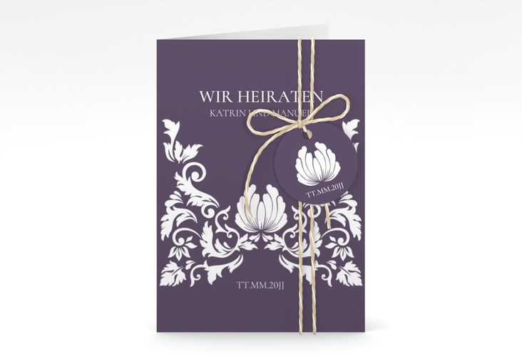 Einladungskarte Hochzeit Royal A6 Klappkarte hoch lila hochglanz mit barockem Blumen-Ornament