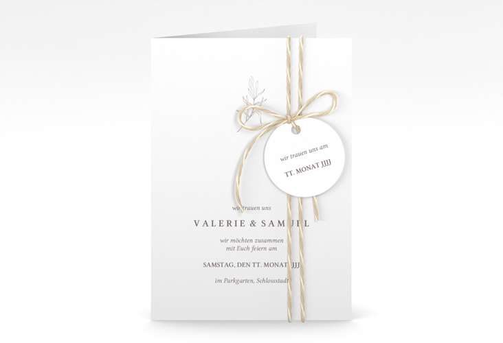 Einladungskarte Hochzeit Ivy A6 Klappkarte hoch minimalistisch mit kleiner botanischer Illustration