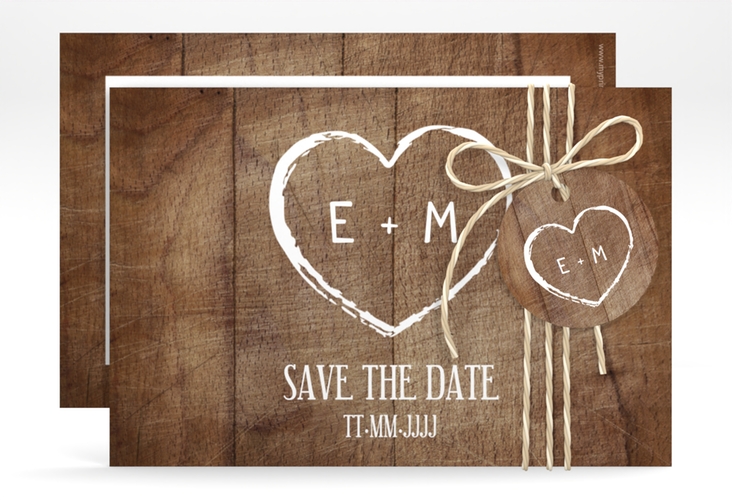 Save the Date-Karte Wood A6 Karte quer braun in Holz-Optik mit Herz und Initialen