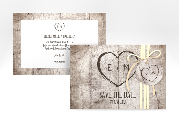 Save the Date-Karte Wood A6 Karte quer weiss in Holz-Optik mit Herz und Initialen