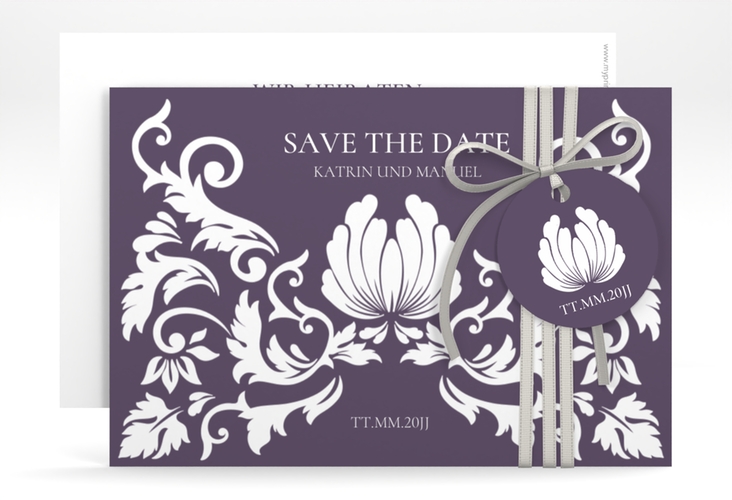 Save the Date-Karte Royal A6 Karte quer lila mit barockem Blumen-Ornament