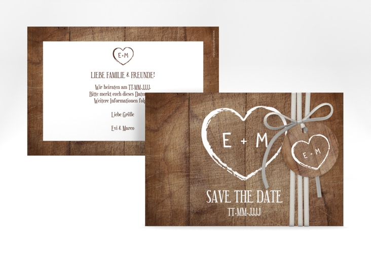 Save the Date-Karte Wood A6 Karte quer braun in Holz-Optik mit Herz und Initialen