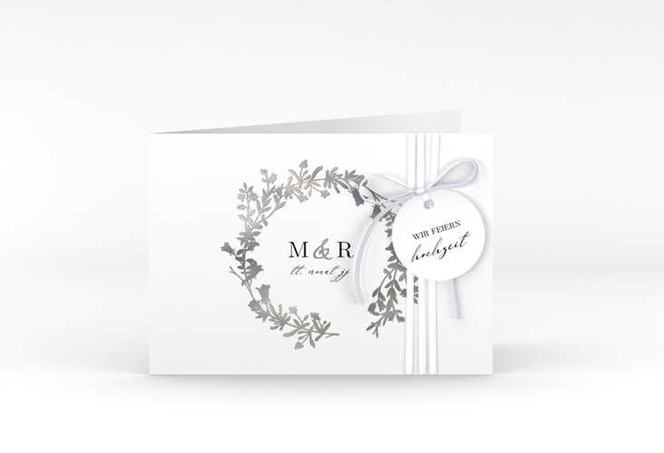 Hochzeitseinladung Filigree A6 Klappkarte quer weiss silber