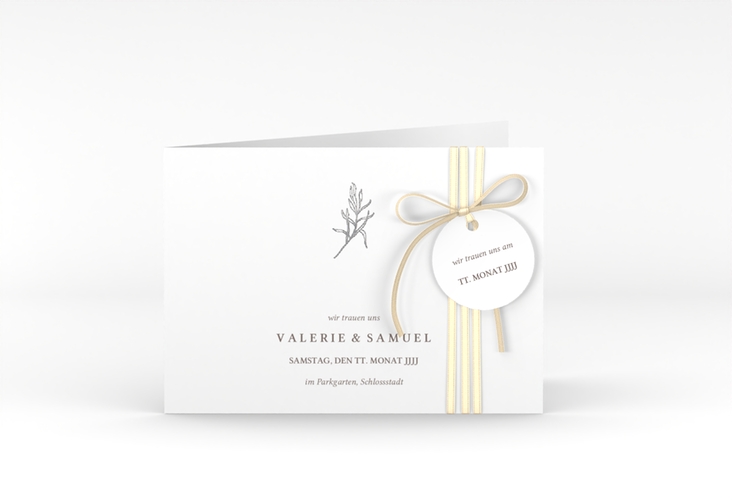 Hochzeitseinladung Ivy A6 Klappkarte quer weiss silber minimalistisch mit kleiner botanischer Illustration