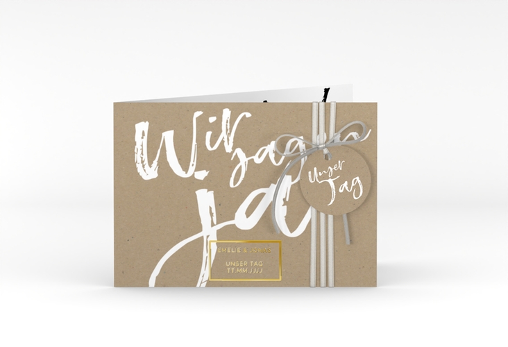 Hochzeitseinladung Words A6 Klappkarte quer Kraftpapier gold