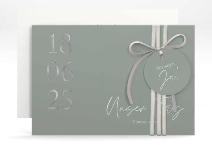 Save the Date-Karte Day A6 Karte quer gruen silber mit Datum im minimalistischen Design