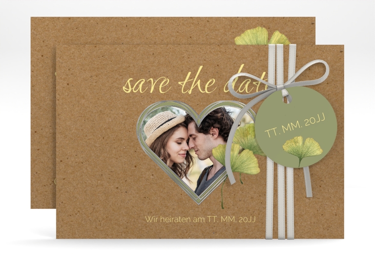 Save the Date-Karte Ginko A6 Karte quer Kraftpapier silber mit Herz und zwei Ginkgo-Blättern