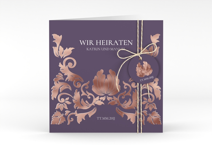 Hochzeitseinladung Royal quadr. Klappkarte lila rosegold mit barockem Blumen-Ornament