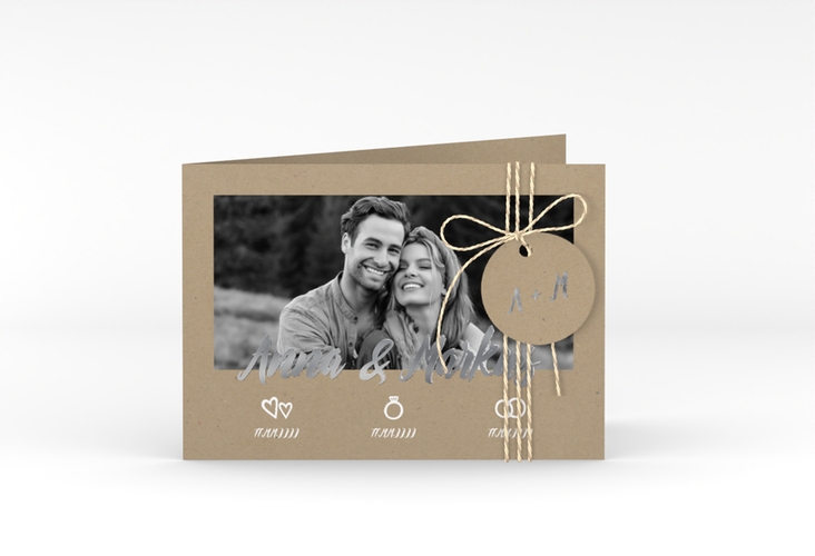 Hochzeitseinladung Icons A6 Klappkarte quer silber in Kraftpapier-Optik mit Foto