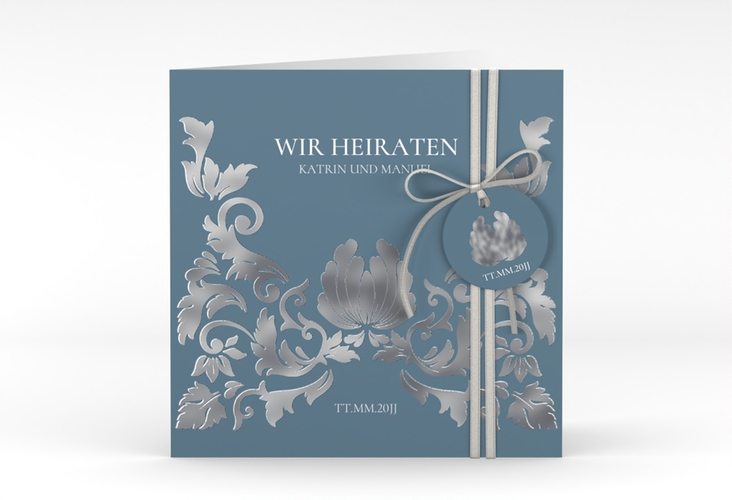 Hochzeitseinladung Royal quadr. Klappkarte blau silber mit barockem Blumen-Ornament