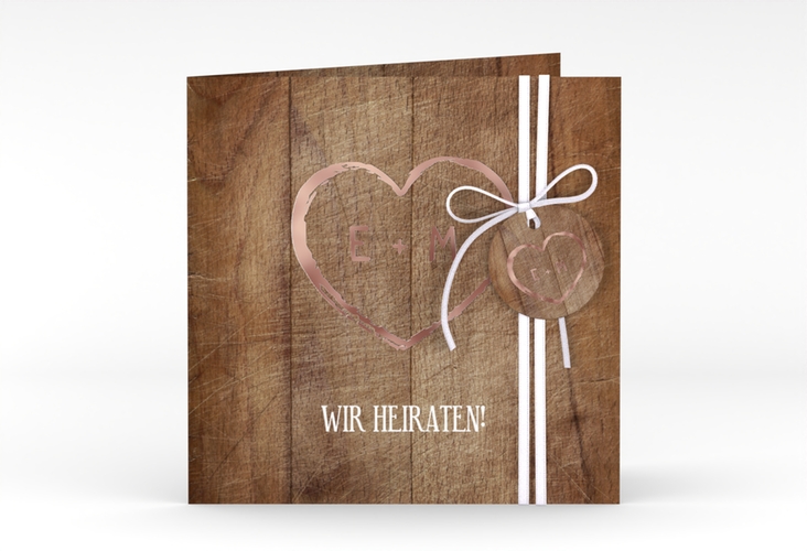 Hochzeitseinladung Wood quadr. Klappkarte braun rosegold in Holz-Optik mit Herz und Initialen