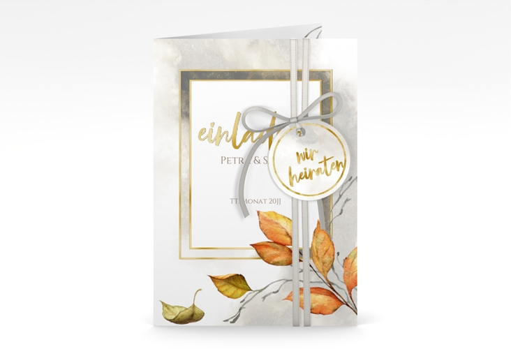 Einladungskarte Hochzeit Herbst A6 Klappkarte hoch braun gold mit orangefarbigem Herbstlaub in Aquarell