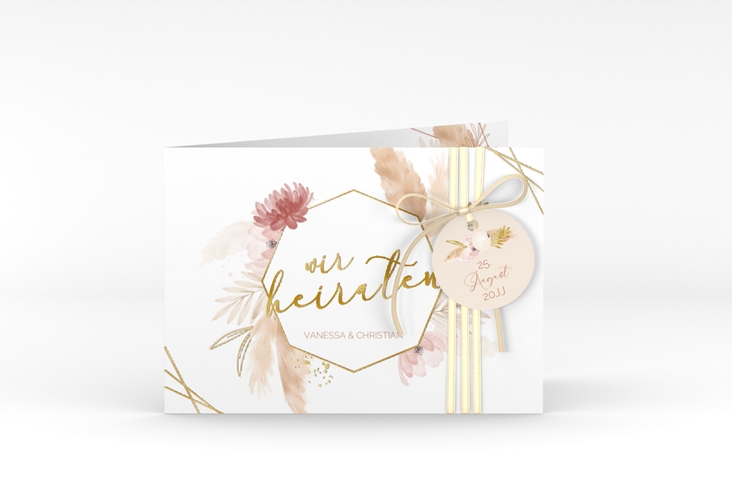 Hochzeitseinladung Bohostyle A6 Klappkarte quer beige gold mit Pampasgras in Aquarell