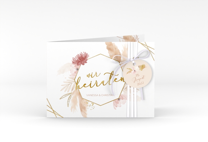 Hochzeitseinladung Bohostyle A6 Klappkarte quer beige gold mit Pampasgras in Aquarell