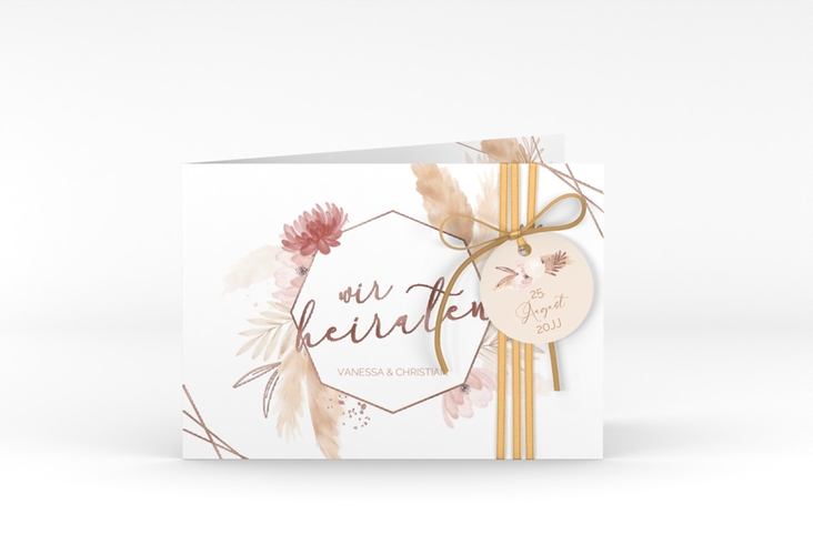 Hochzeitseinladung Bohostyle A6 Klappkarte quer beige rosegold mit Pampasgras in Aquarell