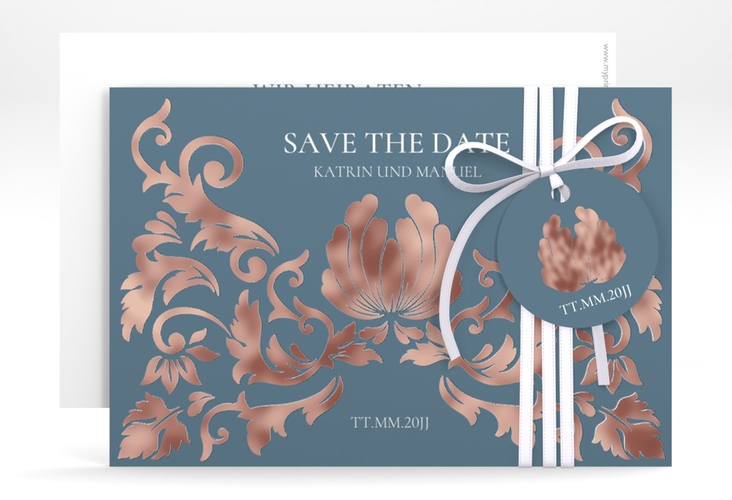 Save the Date-Karte Royal A6 Karte quer blau rosegold mit barockem Blumen-Ornament